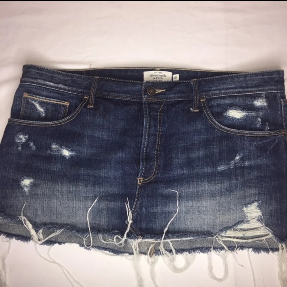 Abercrombie and fitch skirt